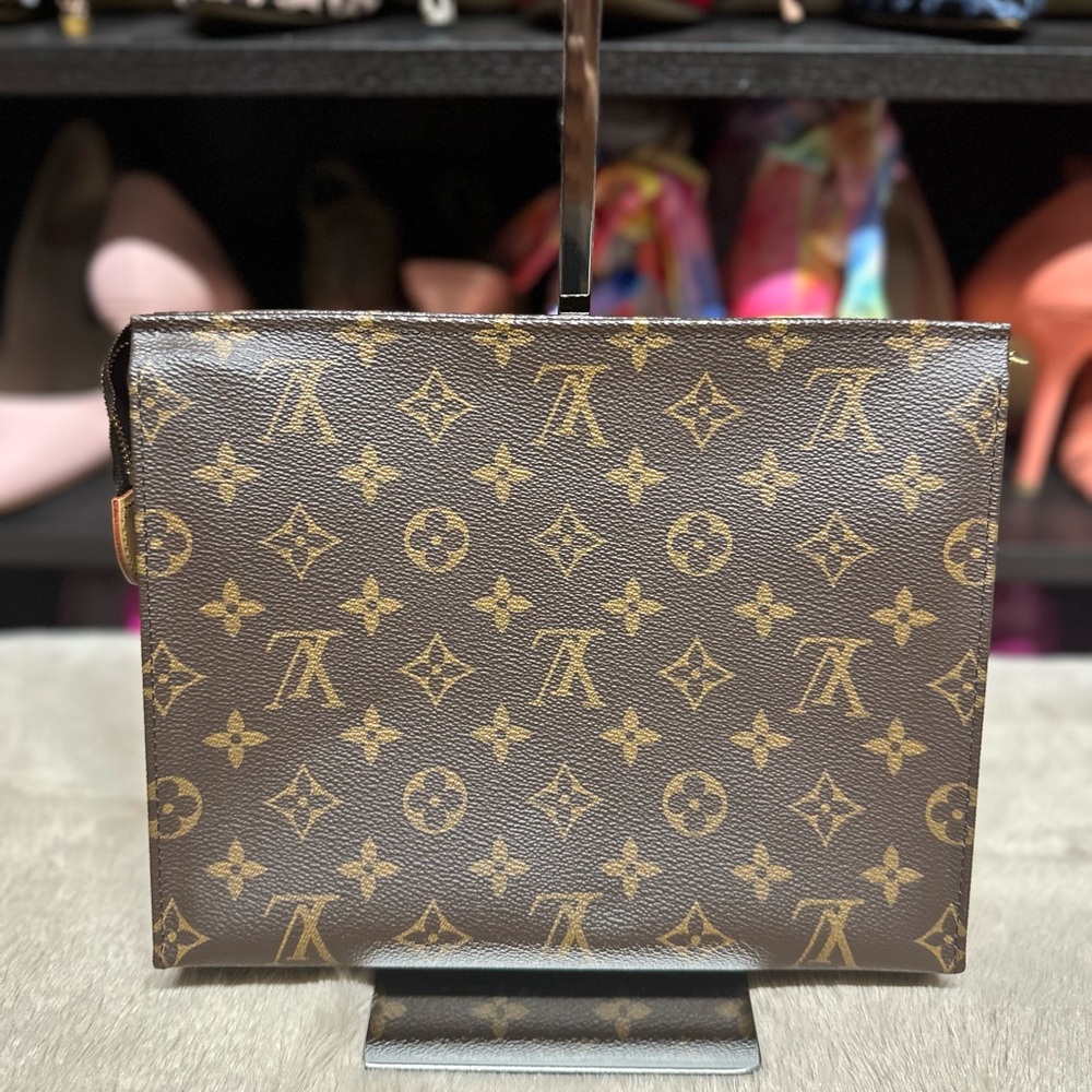 Louis Vuitton Monogram Toiletry 26 Pouch